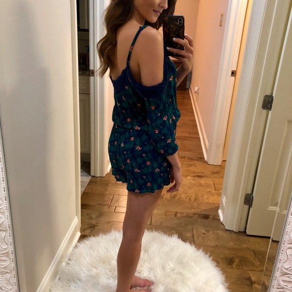 Tropical Romper - Picture 2 of 2